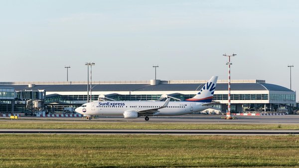 Quels sont les meilleurs itinéraires pour une randonnée dans les montagnes de la Sierra de Guadarrama, Espagne?